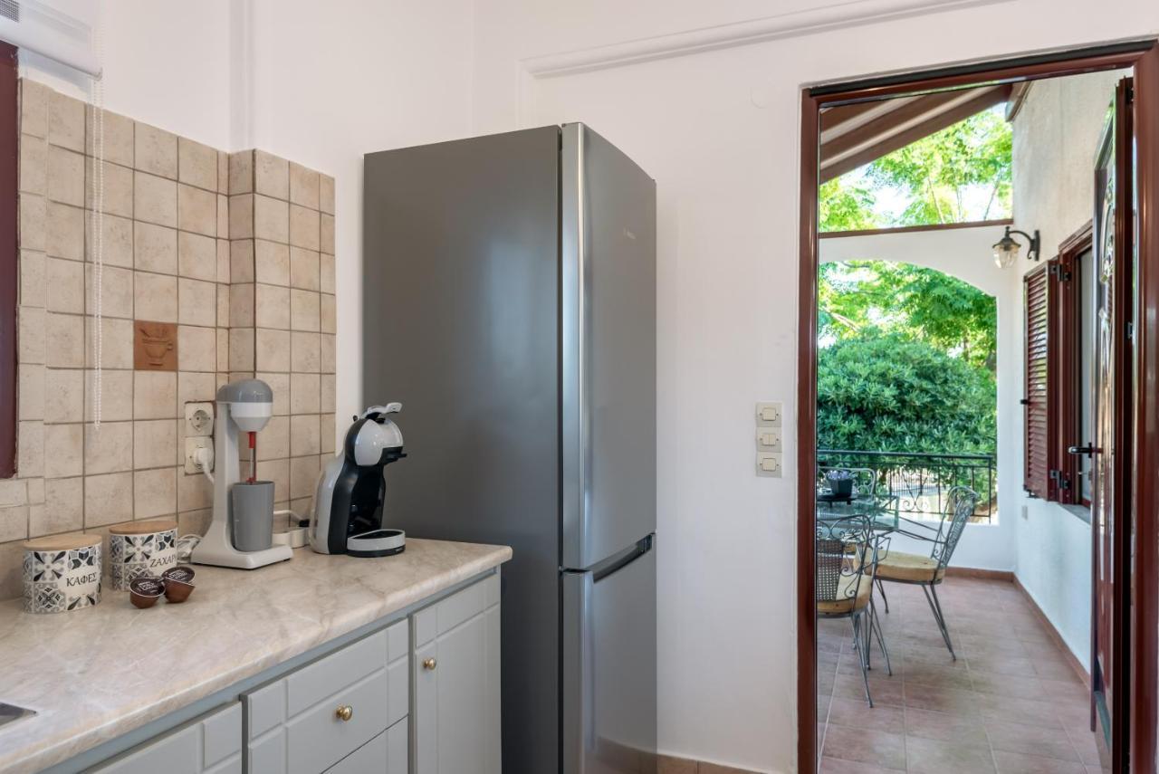 Apteramare Tradidtional House 'New Listing 2022' Chrissi Akti Chania Exterior foto