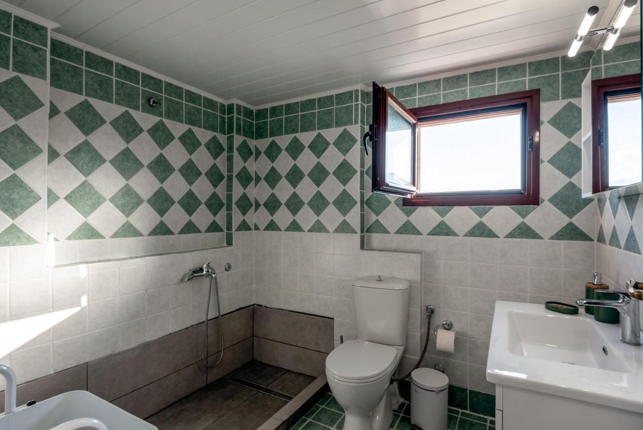 Apteramare Tradidtional House 'New Listing 2022' Chrissi Akti Chania Exterior foto