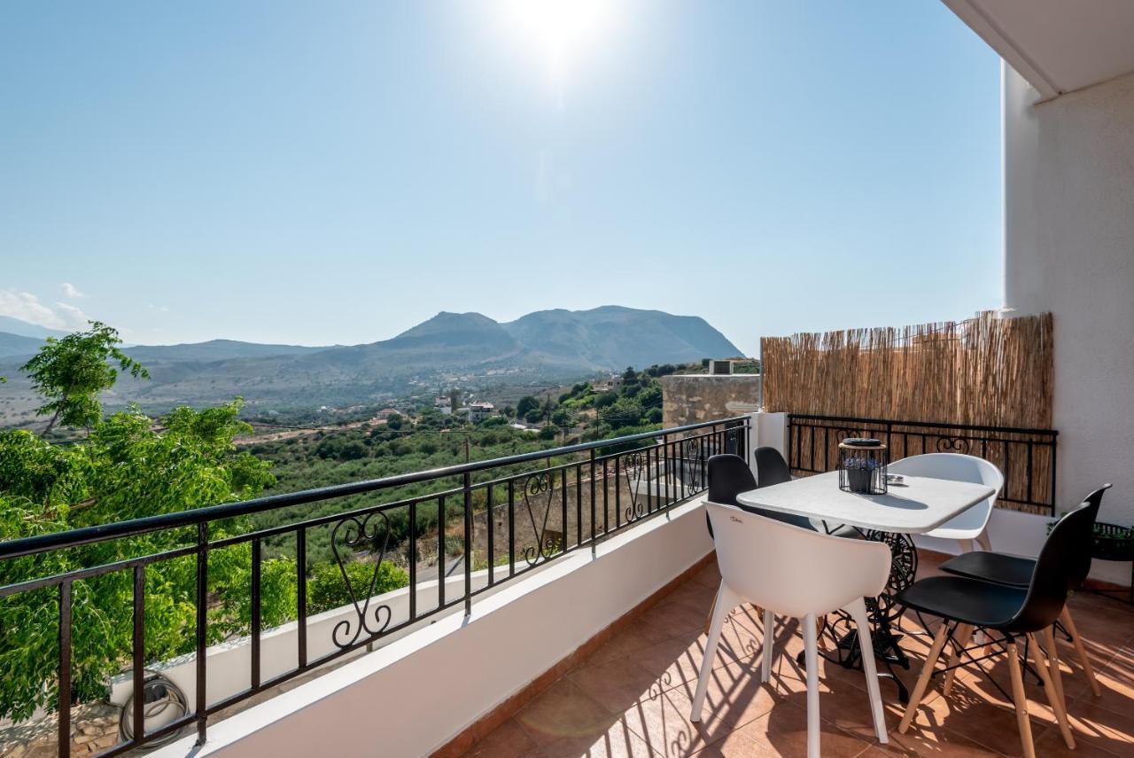 Apteramare Tradidtional House 'New Listing 2022' Chrissi Akti Chania Exterior foto